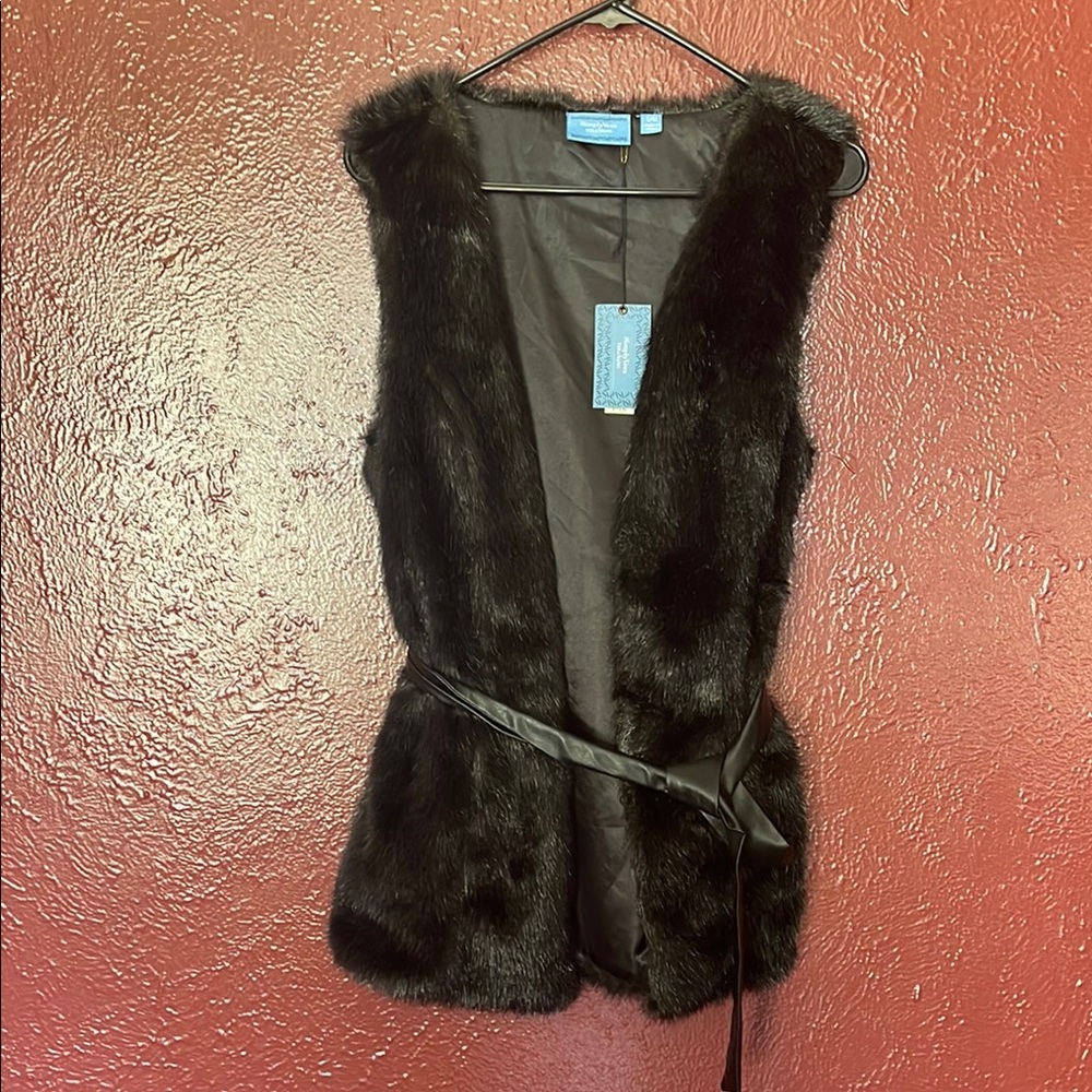 Vera Wang Black Faux Fur Vest with Belt - Picture 1 of 3
